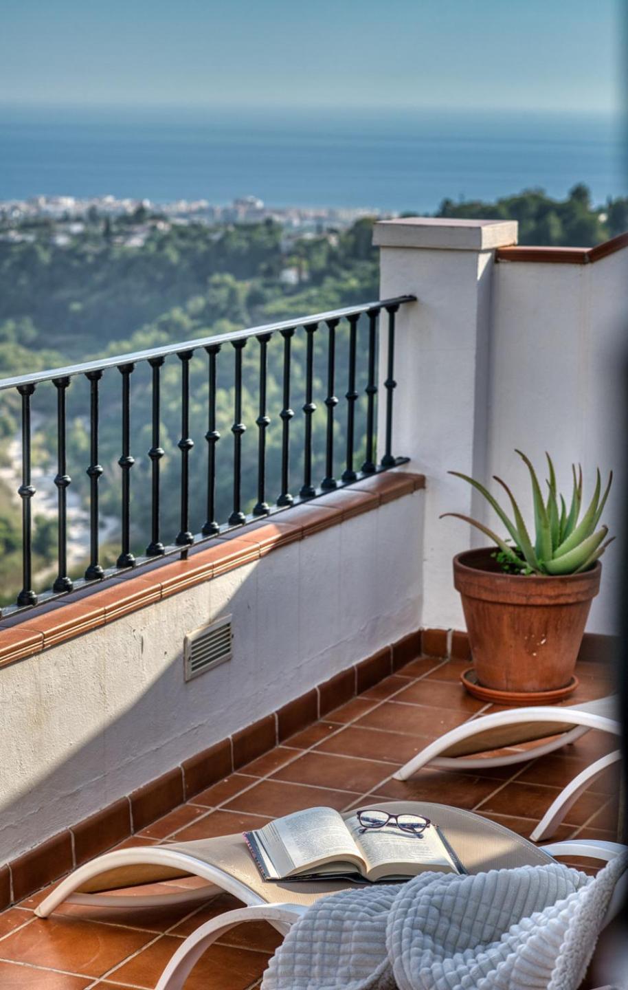 La Perla De Frigiliana Suites & Villa Bagian luar foto